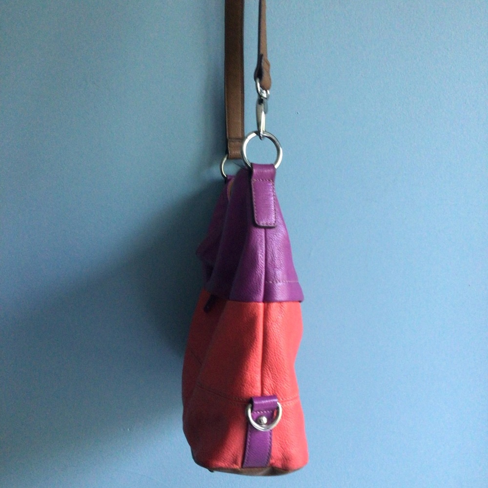 Tignanello hobo/crossbody leather Poppy Iris handbag - Picture 5 of 11